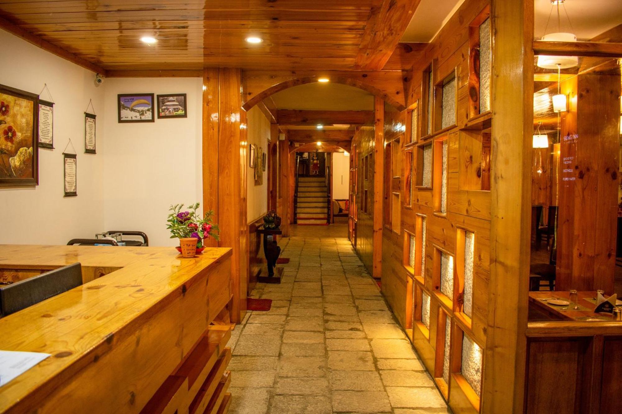 The Whispering Inn Resort And Bar 마날리 외부 사진