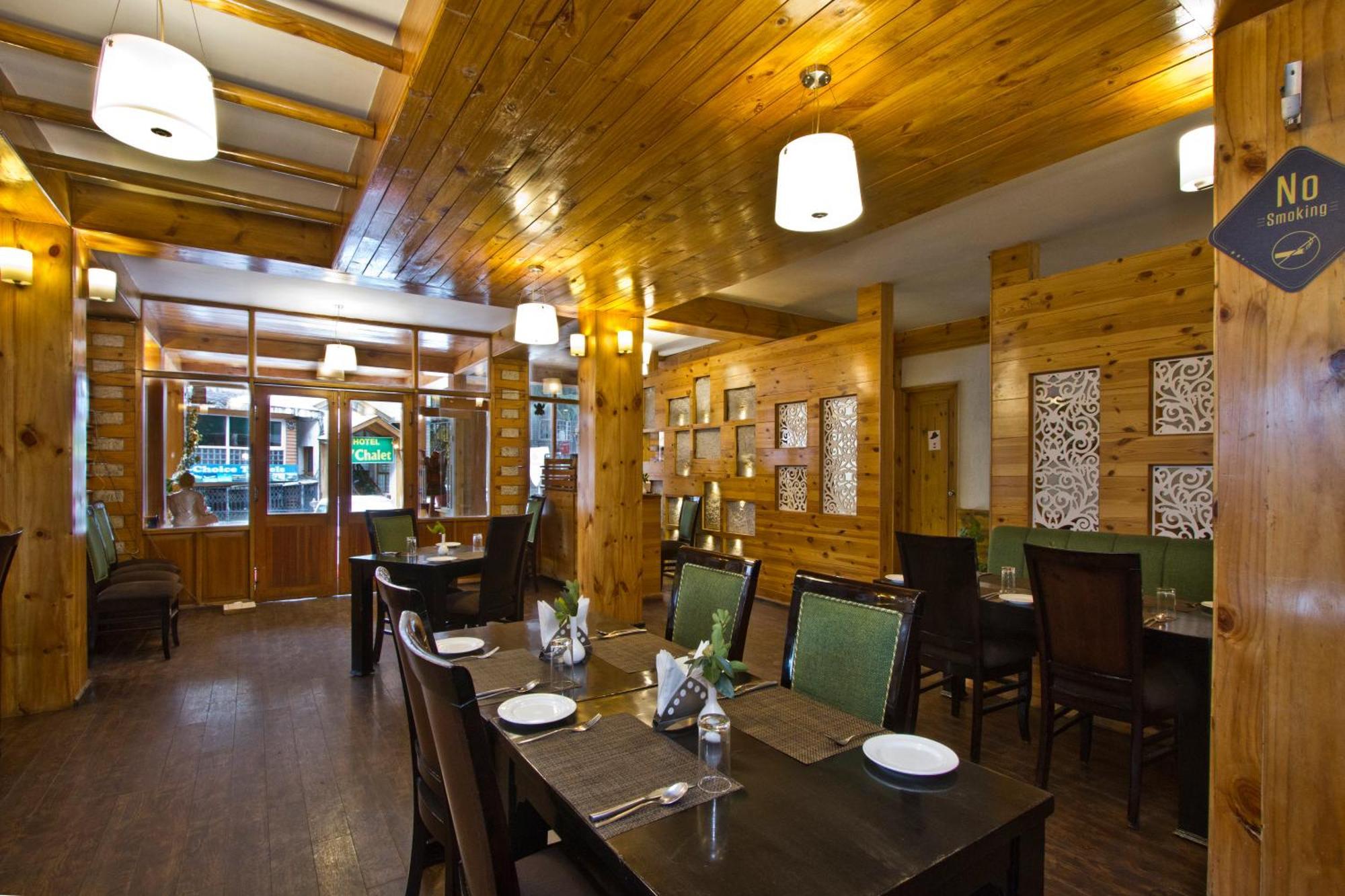 The Whispering Inn Resort And Bar 마날리 외부 사진
